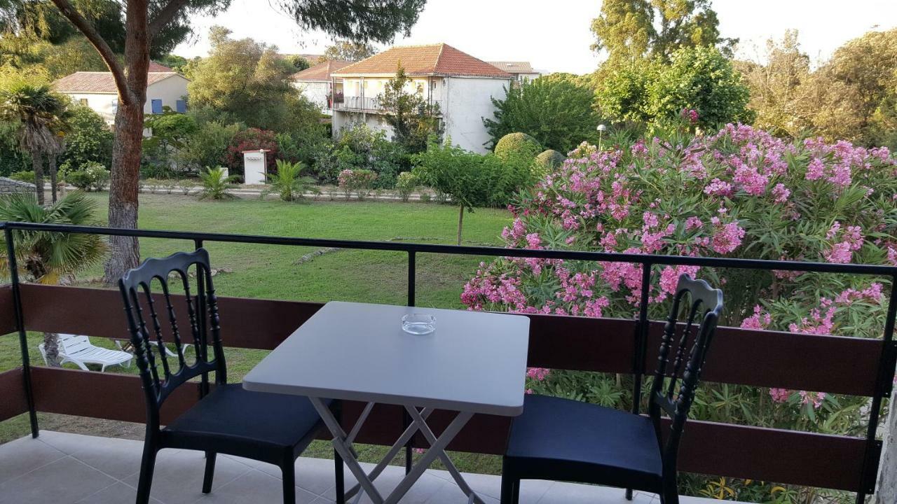 Residence Di A Serra Calvi  Kültér fotó